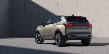 МИРОВАЯ ПРЕМЬЕРА ОТ АВТОВАЗА: КОМПАНИЯ ПРЕДСТАВЛЯЕТ НОВЫЙ КРОССОВЕР LADA AZIMUT