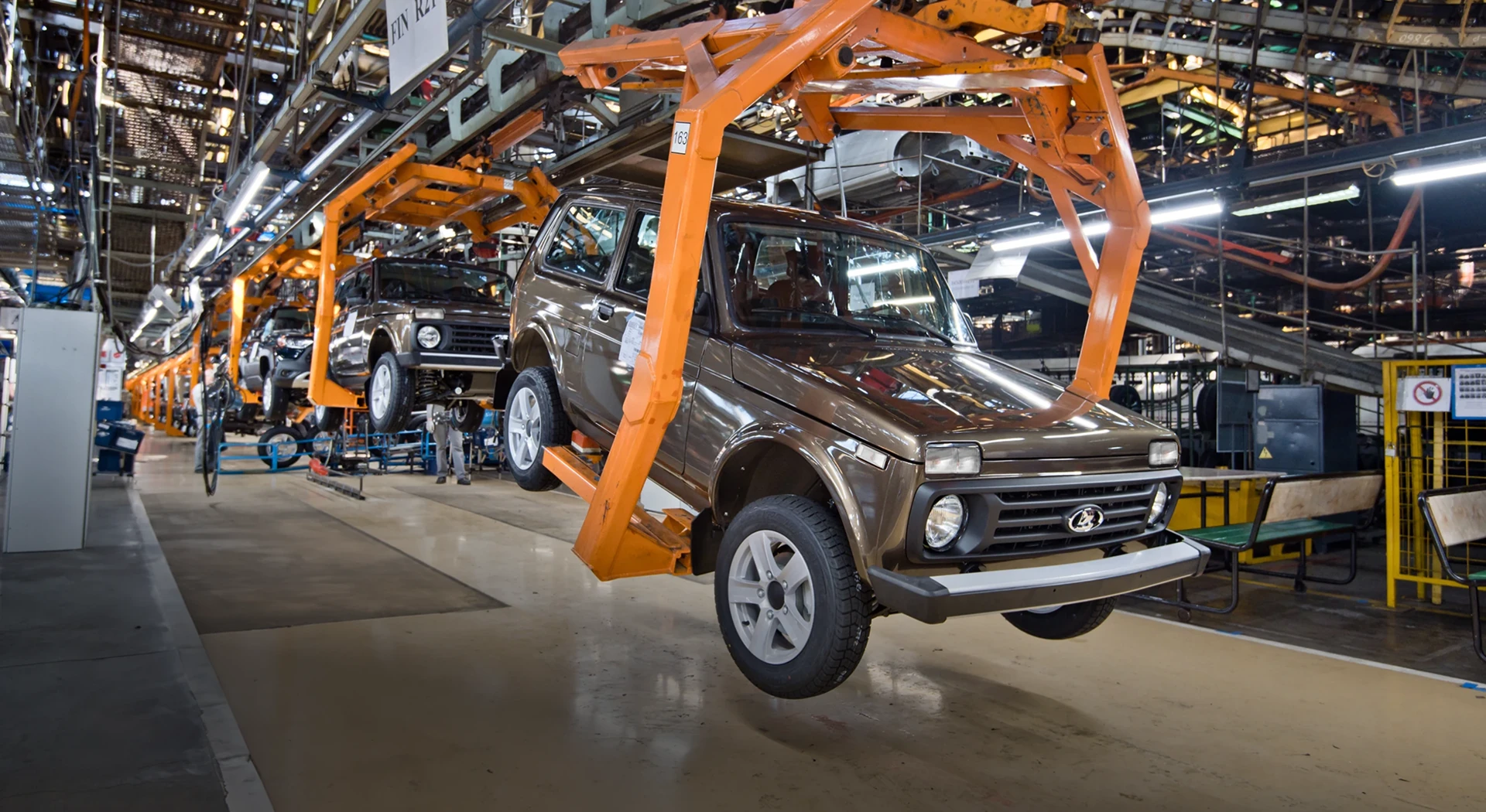 О бренде LADA