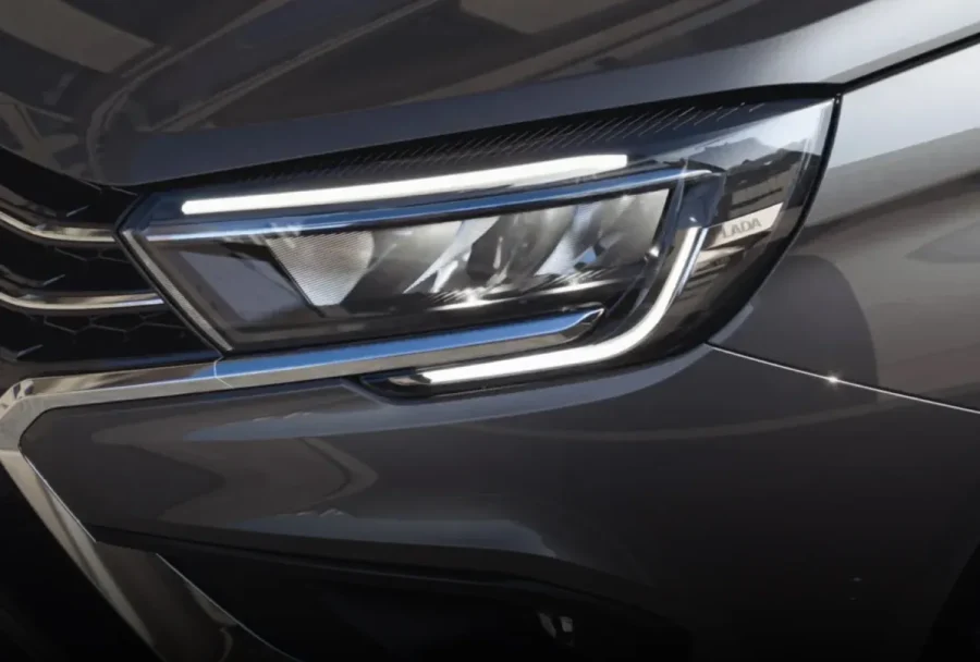 Светодиодные фары LADA Vesta SW [Универсал]